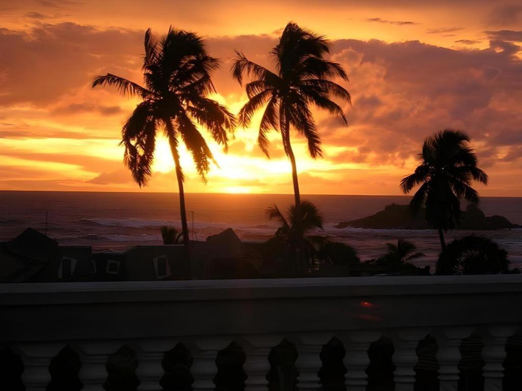 Sagarika Beach Hotel Moragalla Exterior photo